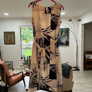 Vintage Unique 1960s authentic shift dress— vintage size 8